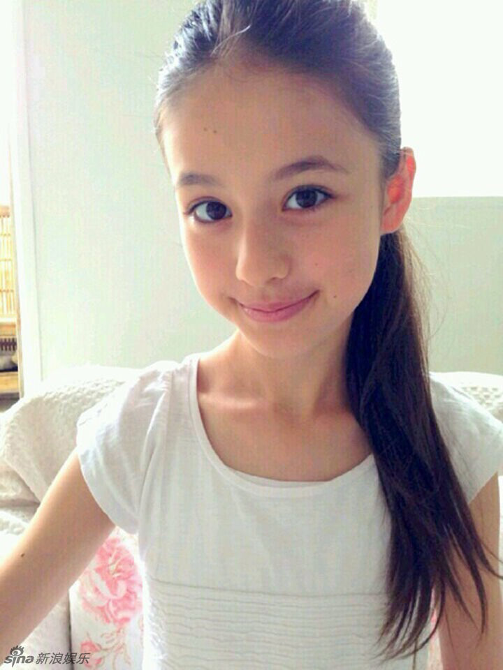  p>《哥哥扭蛋》 i>(お兄ちゃん,ガチャ) /i>是2015年1月出品的日本