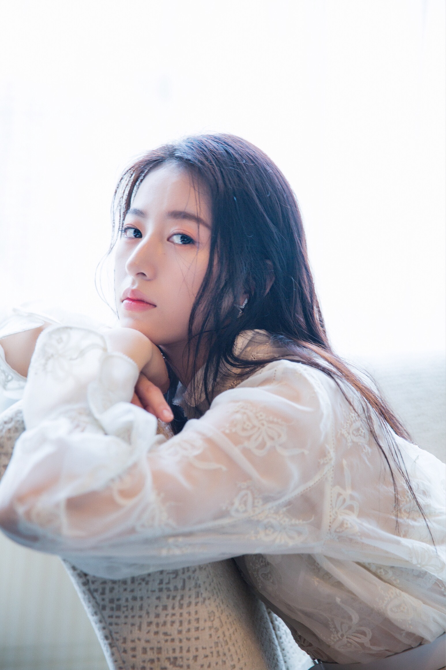  p>周雨彤,1994年9月21日出生于安徽省淮南市,中国内地女演员,毕业于 