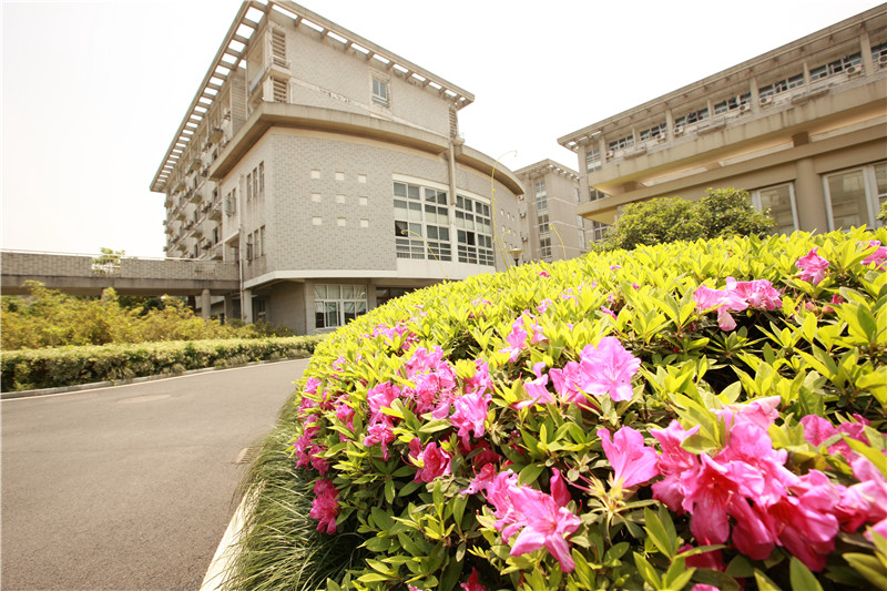  p>杭州市 a target="_blank" href="/item/源清中学">源清中学 /a>建