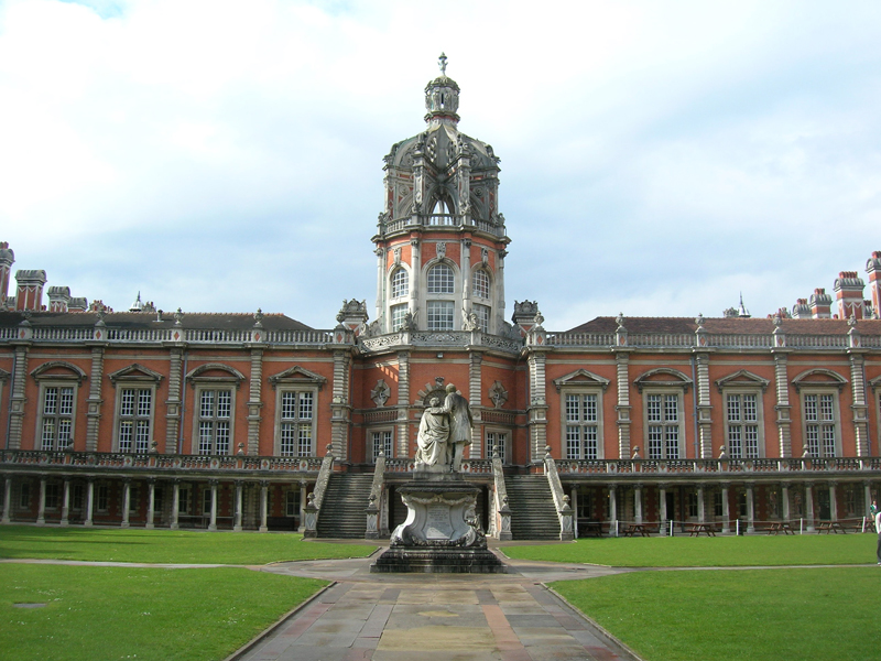 university of london)简称皇家霍洛威(rhul),是一所坐落于英国大