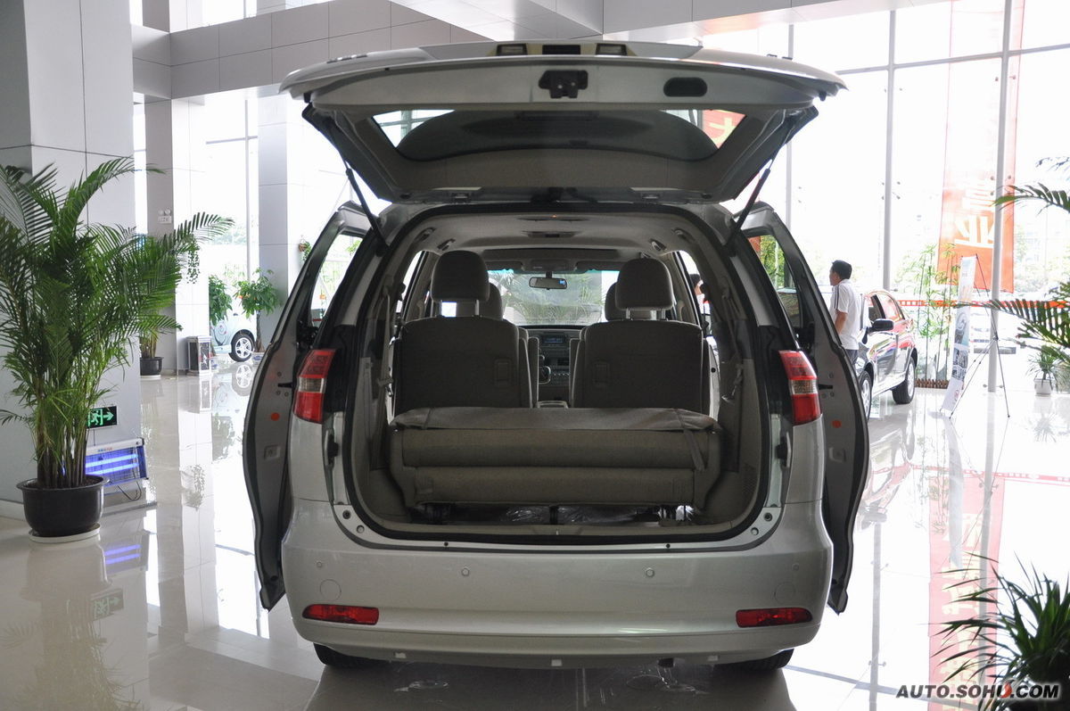 data-lemmaid="8071047">比亚迪汽车 /a>首款mpv车型 m6正式上市,此次