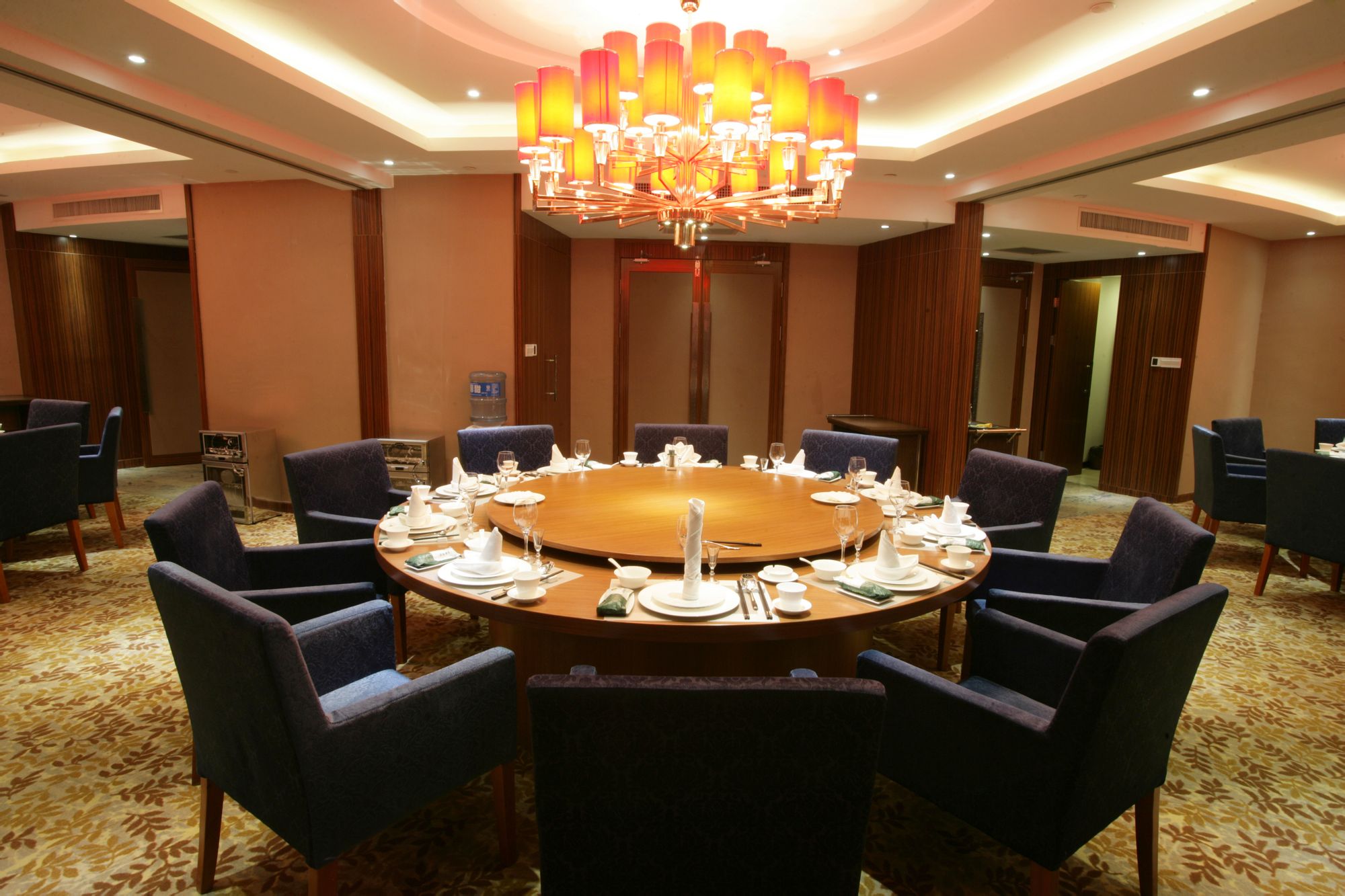 新乡和颐地鑫饭店