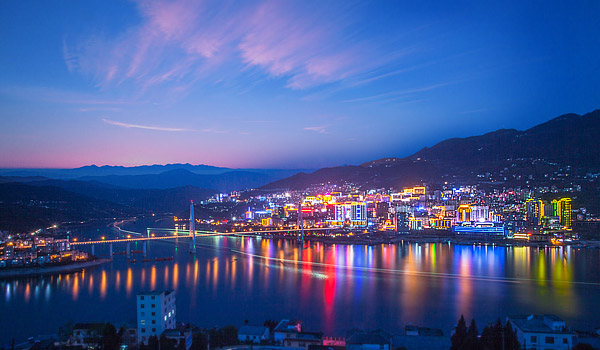  p>巴东县,隶属湖北省 a target="_blank" href="/item/恩施土家族