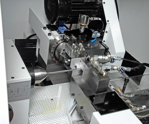 data-lemmaid="3205">数控车床 /a>配套的高速铣削螺纹装置, 旋风铣床