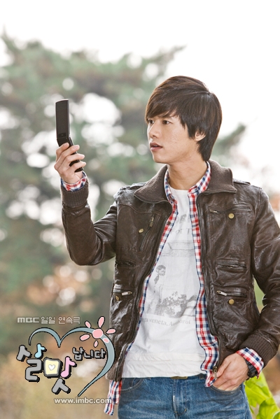  a target="_blank" href="/item/李泰成/4751895" data-lemma