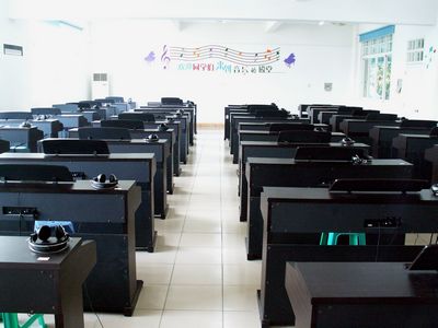 广州中大附属雅宝学校