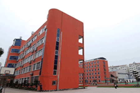  p>苍南县树人中学创办于1995年,是苍南县首所全寄宿制民办完全中学