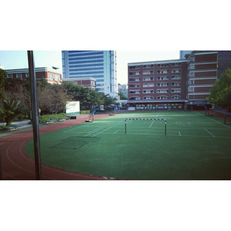 成都市双语实验学校