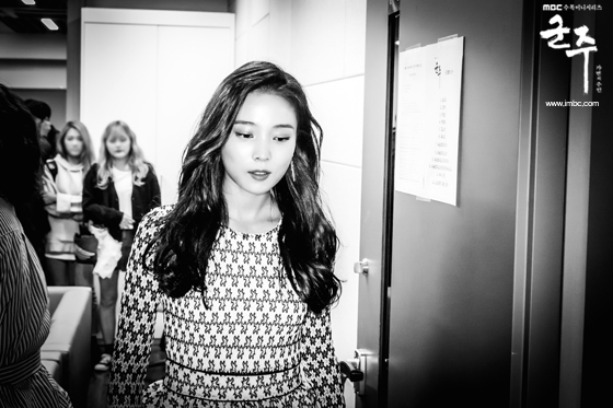 台于2017年5月10日起播出的水木古装爱情连续剧,由卢道哲执导,朴慧珍