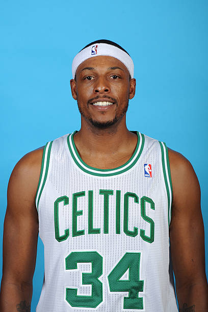  p>保罗·皮尔斯(paul pierce),1977年10月13日出生于 a target="