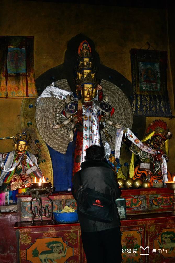 山南昌珠寺