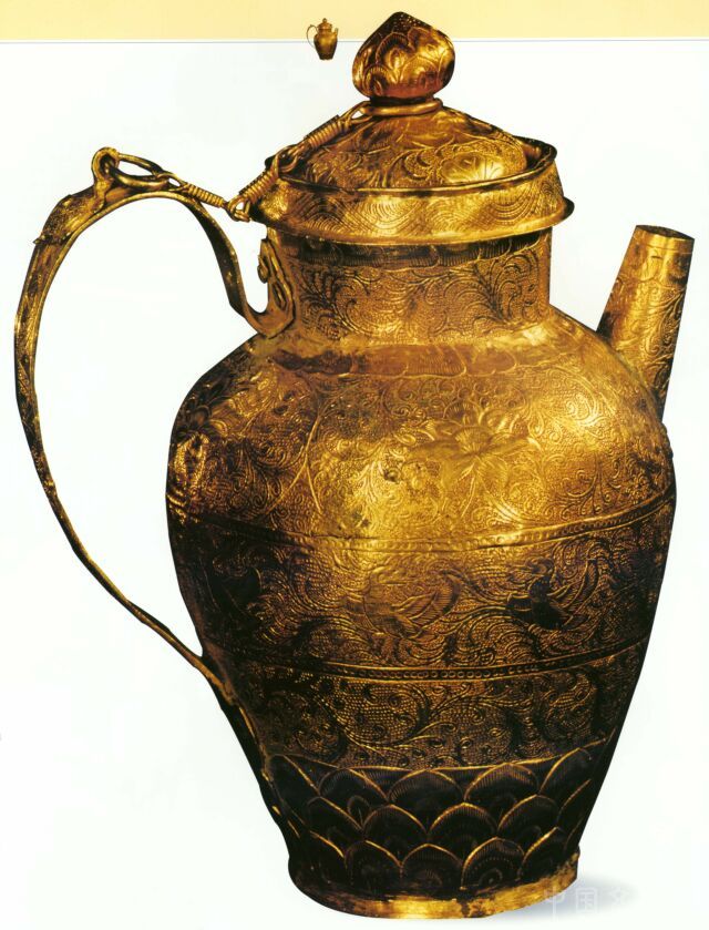 花鸟纹金执壶