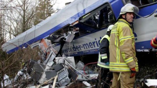 2·9德国列车相撞事故