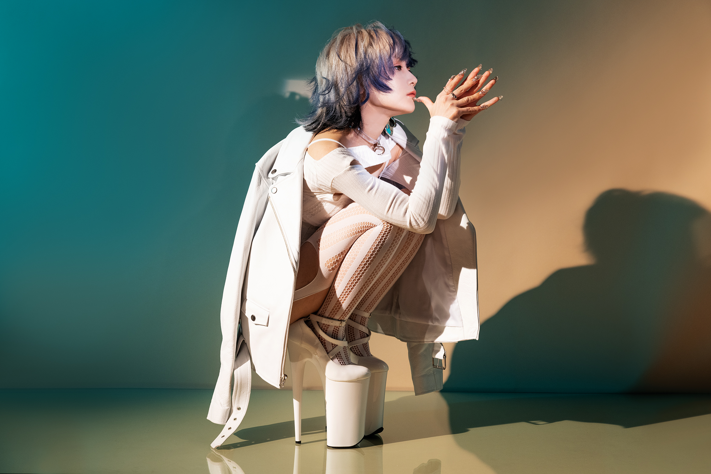  p>reol(れをる)是一名日本歌手,兼作词作曲.