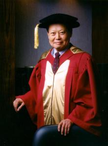 楊振寧1997年獲香港中文大學榮譽學位