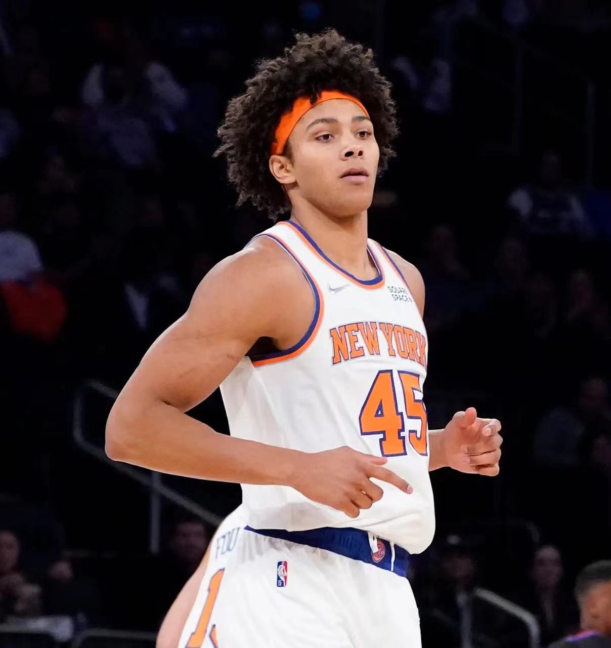  p data-id="sg8cs4devgad">杰里科·西姆斯(jericho sims),全名