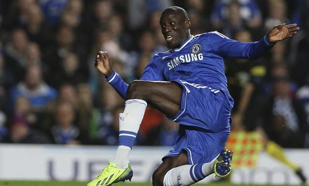  p>登巴·巴(demba ba),1985年5月25日出生于 a href="#">巴黎郊区 /a