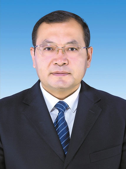  p data-id="gnwg9uw1j4">高振鑫,男,1975年10月生,陕西佳县人,1997年