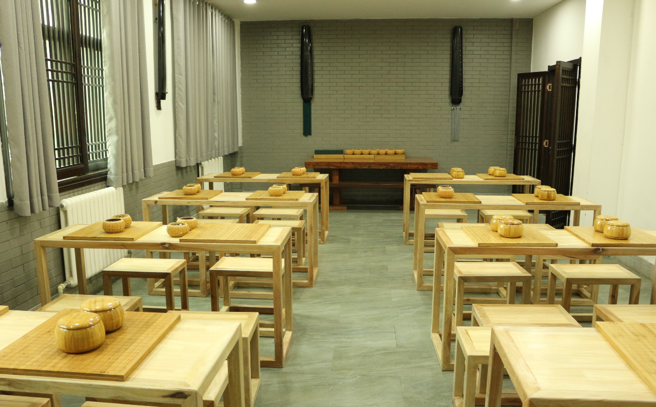 西安外事学院七方棋院是陕西省棋类普及推广,教学培训最具特色的单位