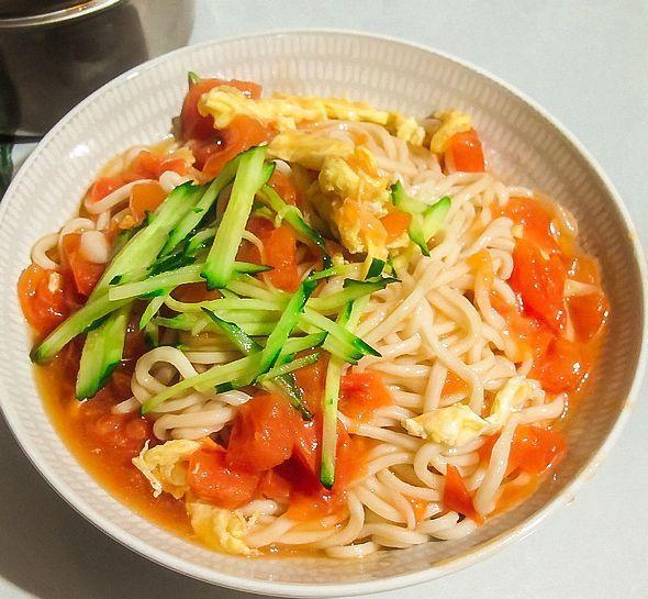 姜西红柿鸡蛋面