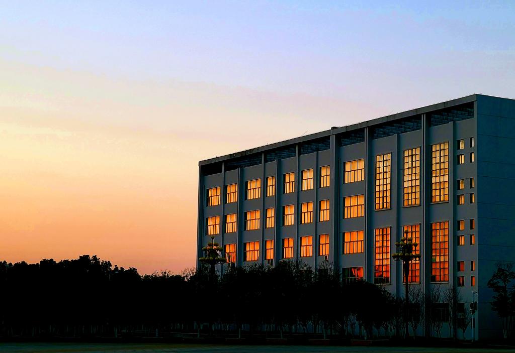  p data-id="scpzpjp7ugic">江西中医药高等专科学校(jiangxi college