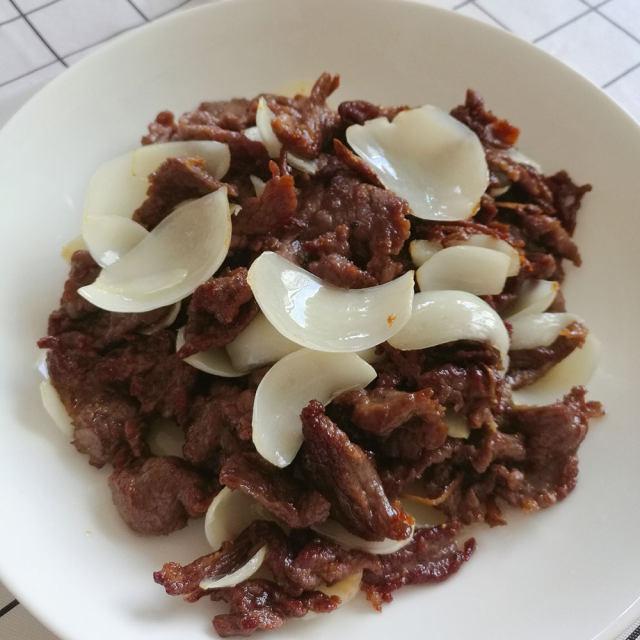 牛肉炒百合