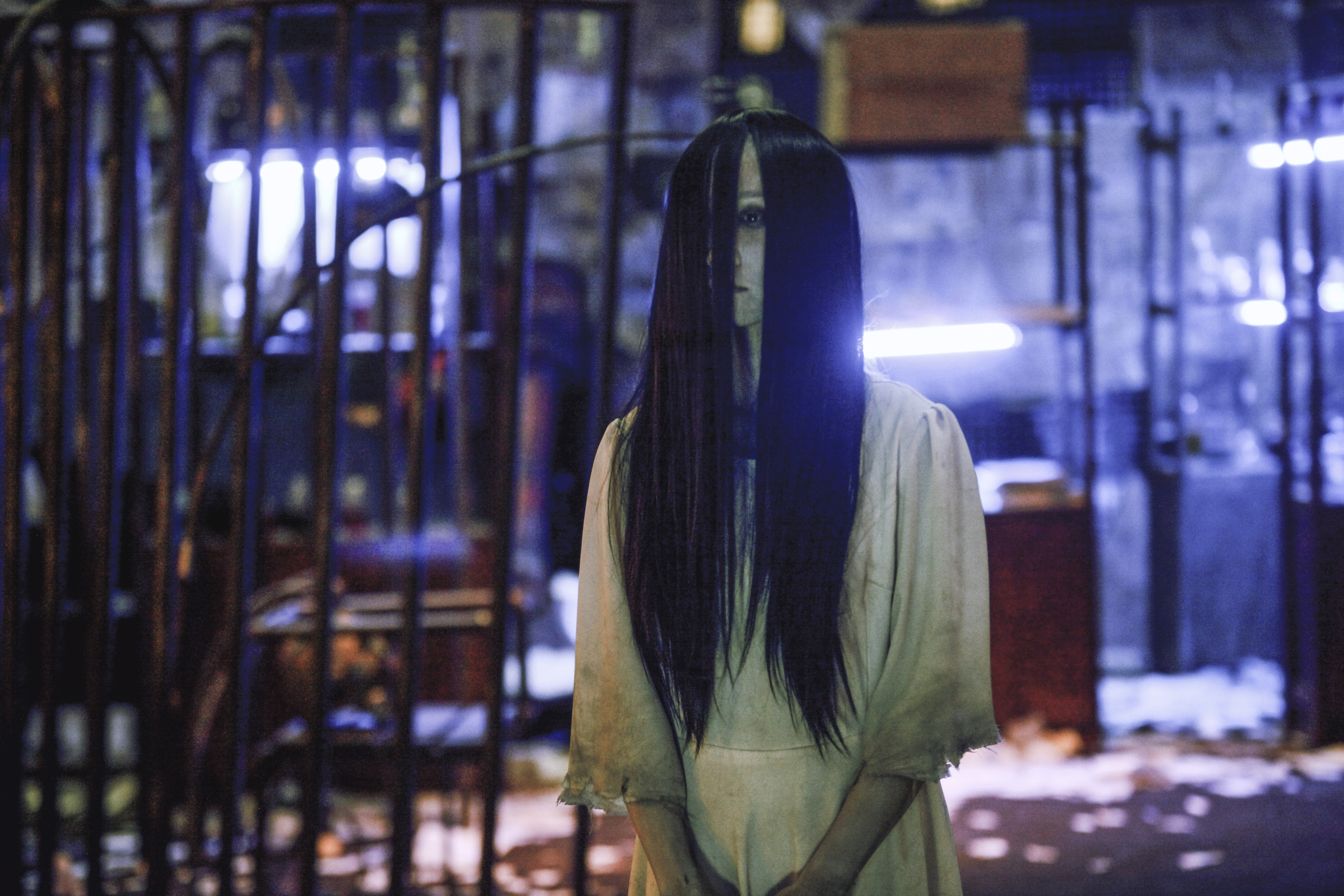  p>《笔仙怪谈》是由众乐乐影视,奇树有鱼出品,林珍钊监制,黄河执导, 