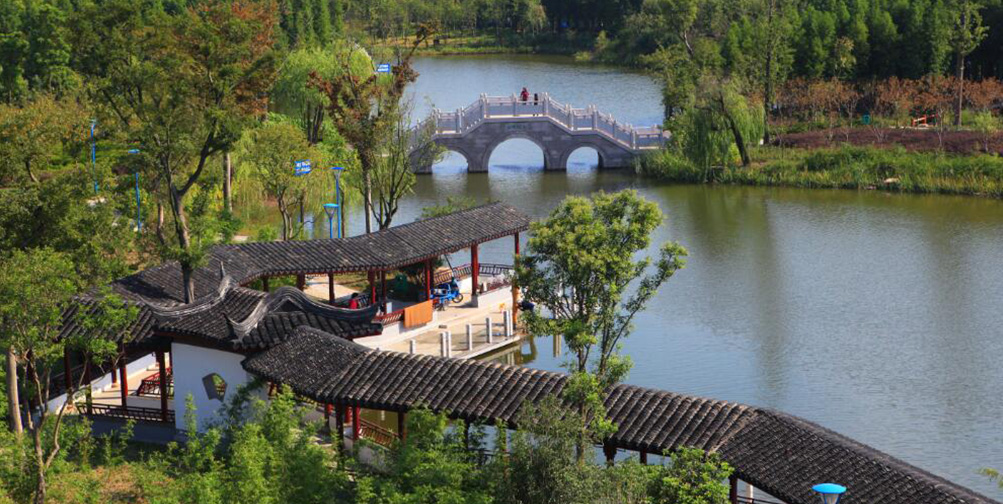 >芜湖东湖公园位于 a target="_blank" href="/item/湾沚区/22671815"