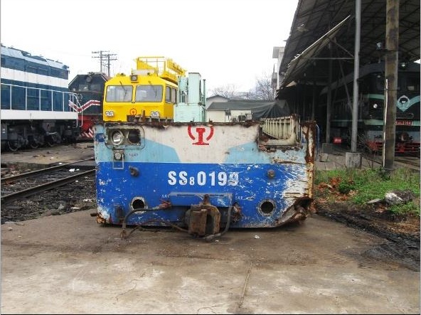  p> b>韶山8型电力机车 /b>(ss8)是 a target="_blank" href="/item