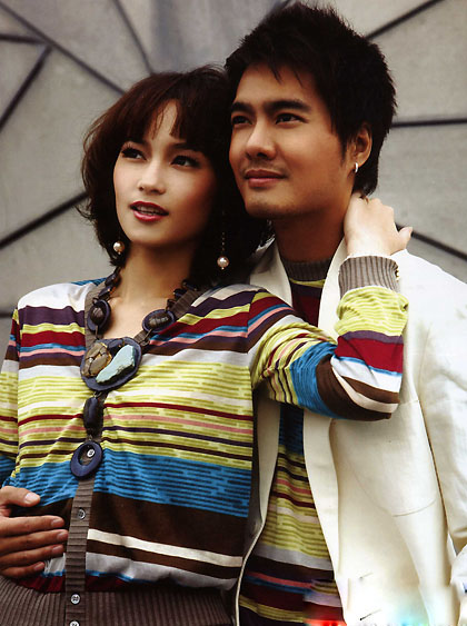  p>楠迪·宗拉维蒙(bee),1982年11月23日出生于泰国曼谷,泰国模特