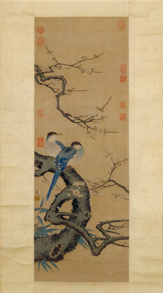 南宋沈子蕃缂丝梅鹊图轴