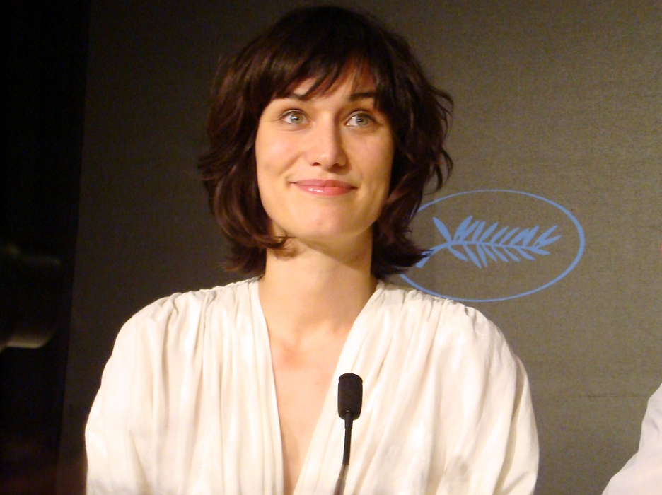  p>克劳迪德·埃斯曼,英文名clotilde hesme,女, 1979年7月30日出生于