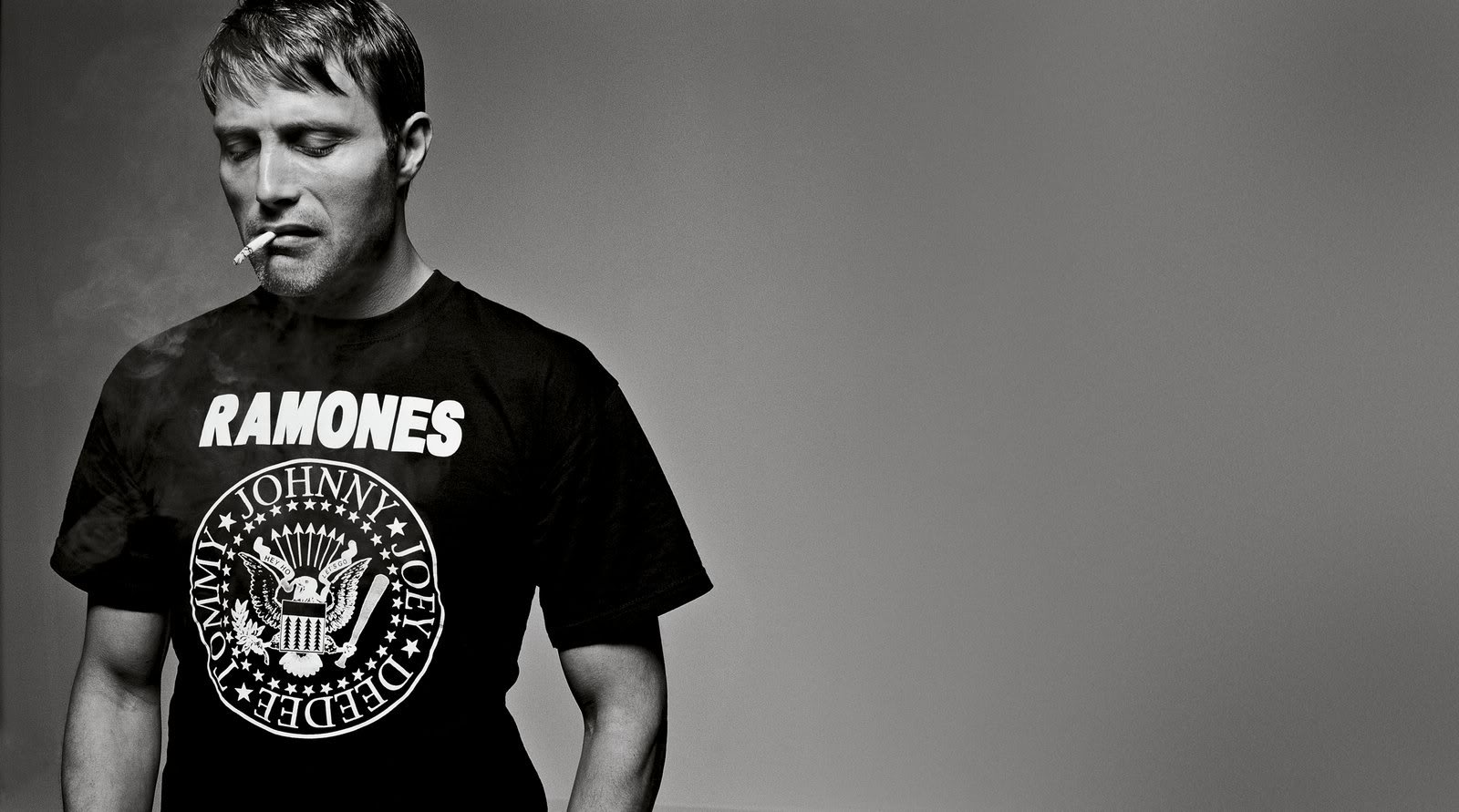 麦斯·米科尔森