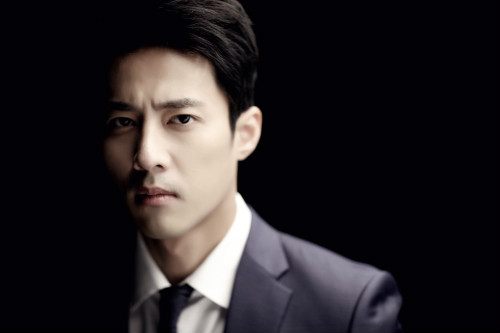  p>高周元1981年10月16日出生于韩国,韩国男演员,毕业于延世大学言论