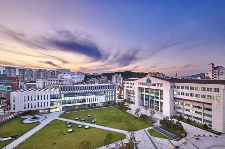  p>韩国光云大学(韩国语:               ,英语:kwangwoon university
