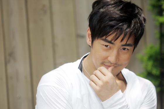  p>金圣洙( i>朝鲜语:          /i>),1973年5月23日出生,毕业于 a