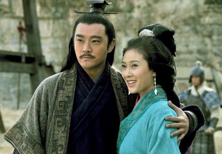  p>周瑜(175年-210年),字公瑾,庐江舒县人 .