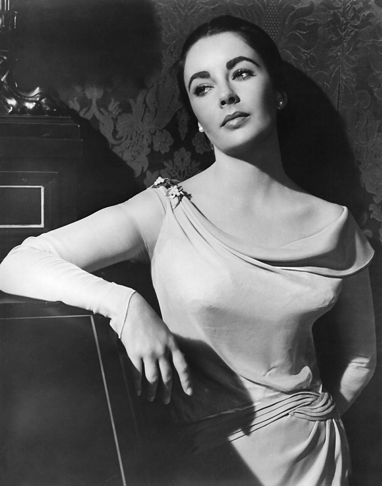  p>伊丽莎白·泰勒(elizabeth taylor,1932年2月27日—2011年3月23日)