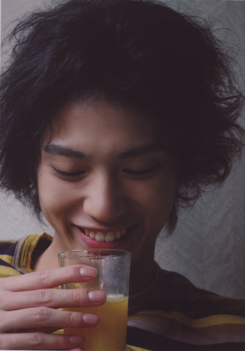  p>贺来贤人 i>(かく けんと,kaku kento) /i> ,1989年7月3日出生于