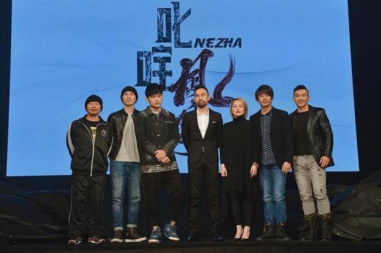  p>《叱咤风云》是由 a target="_blank" href="/item/陈奕先