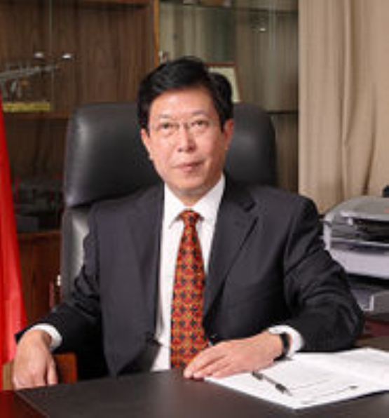 男,1956 年出生,江苏 a target="_blank" href="/item/张家港/540603"