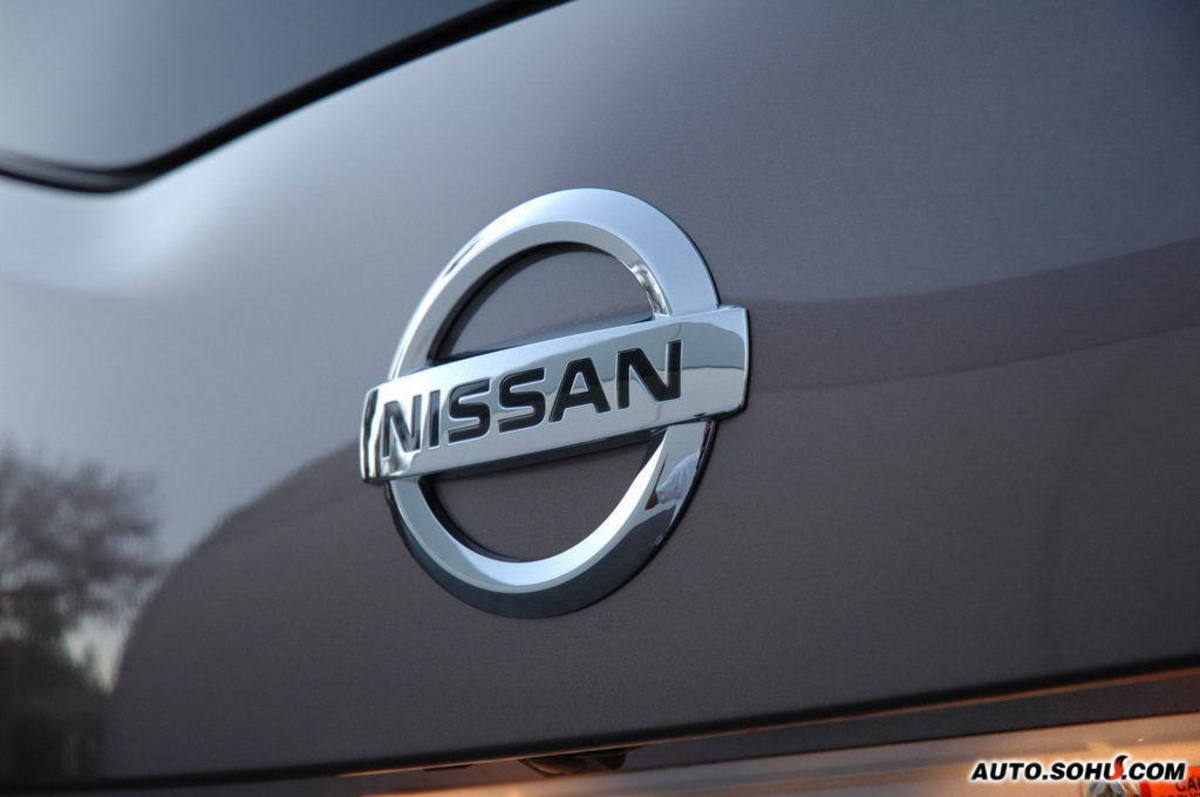 全称"日产汽车"(日文汉字转简体:日产自动车株式会社,英文:nissan