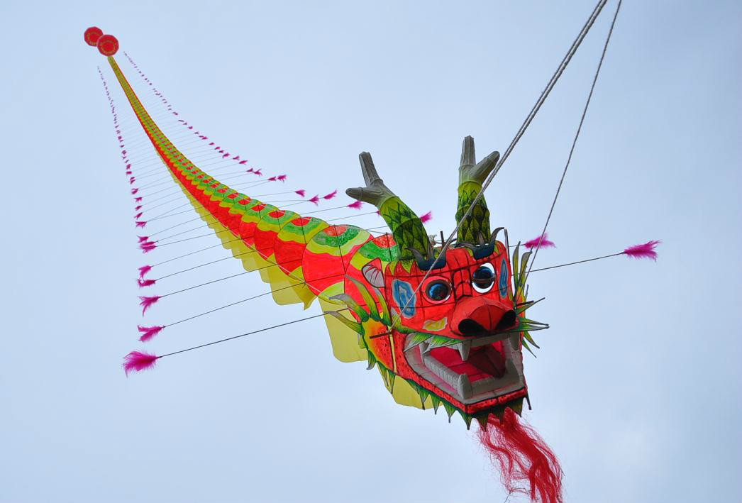  p>风筝由中国古代劳动人民 a target="_blank" href="/item/发明