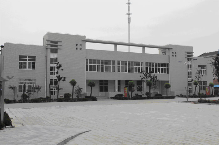  p>如东县茗海中学,位于千年古镇栟茶镇.