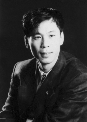 儿童文学大奖·冰心奖获奖作家书系:绿眼