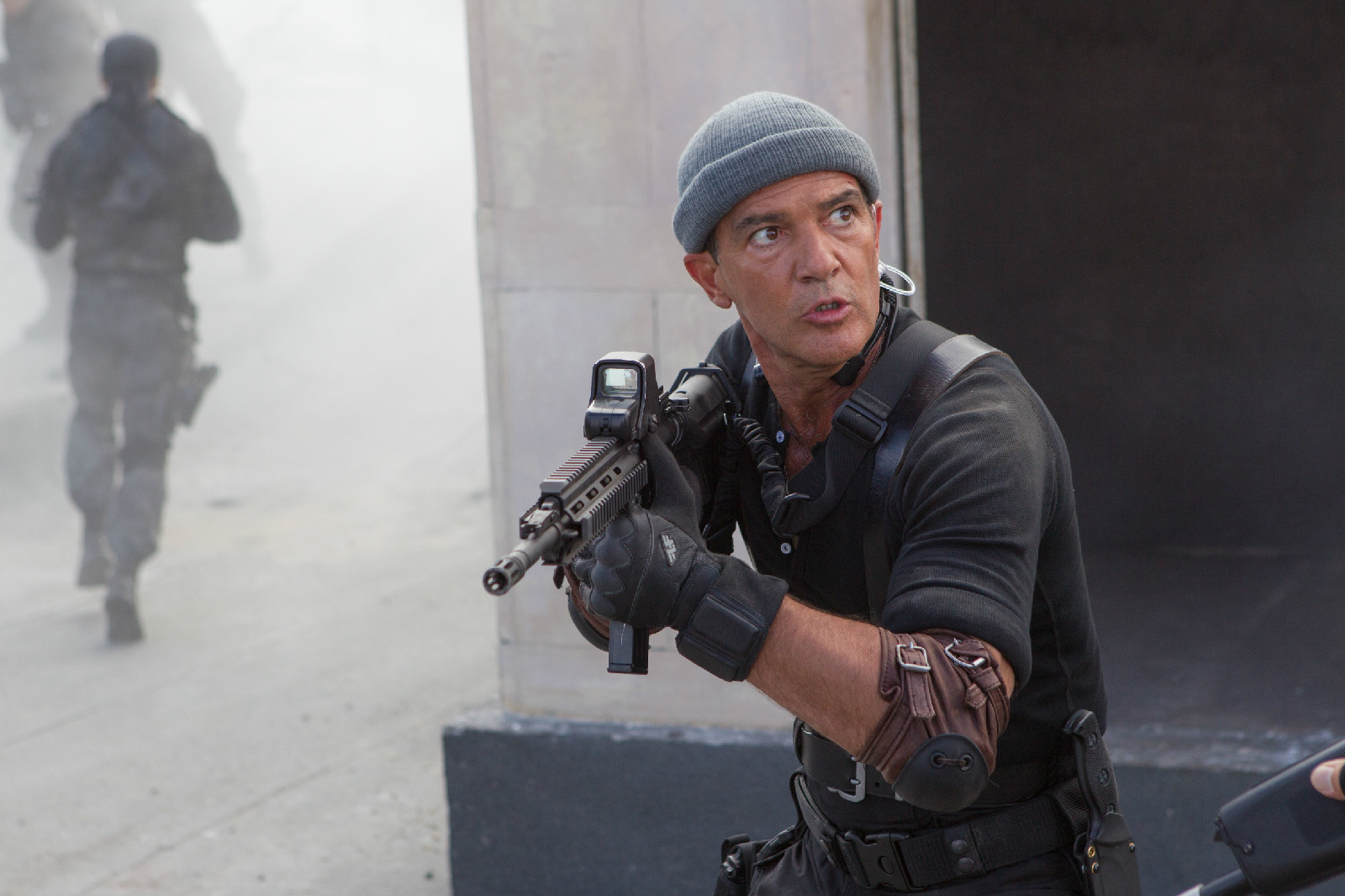  p>影片《敢死队3》是2014年出品的一部动作电影,其剧本由戴夫·卡拉