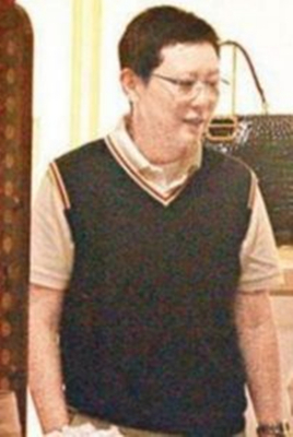 周伟利