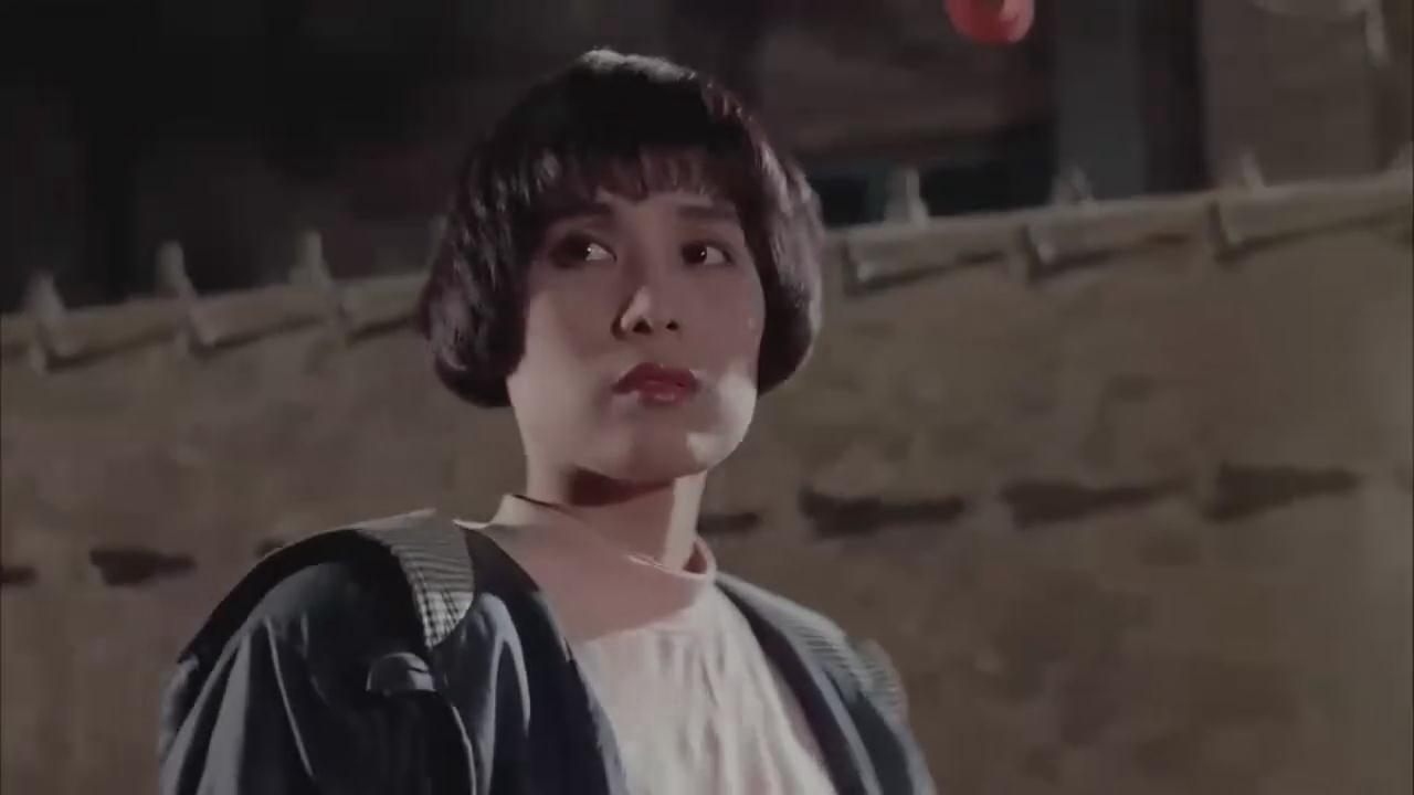 李彤