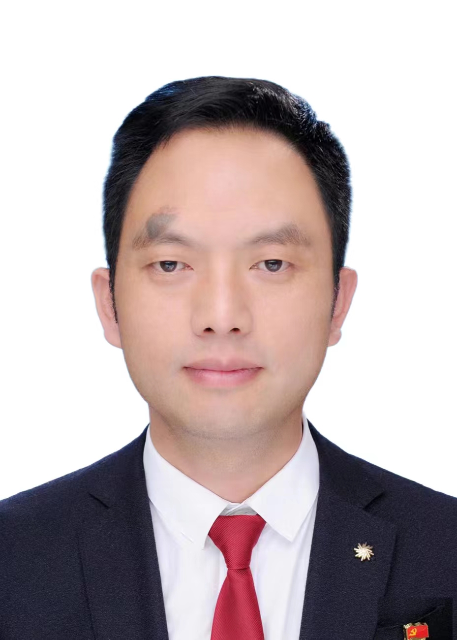  /p> p data-id="ukx5nmgn7eps">现任湖南省花垣县人民政府党组成员