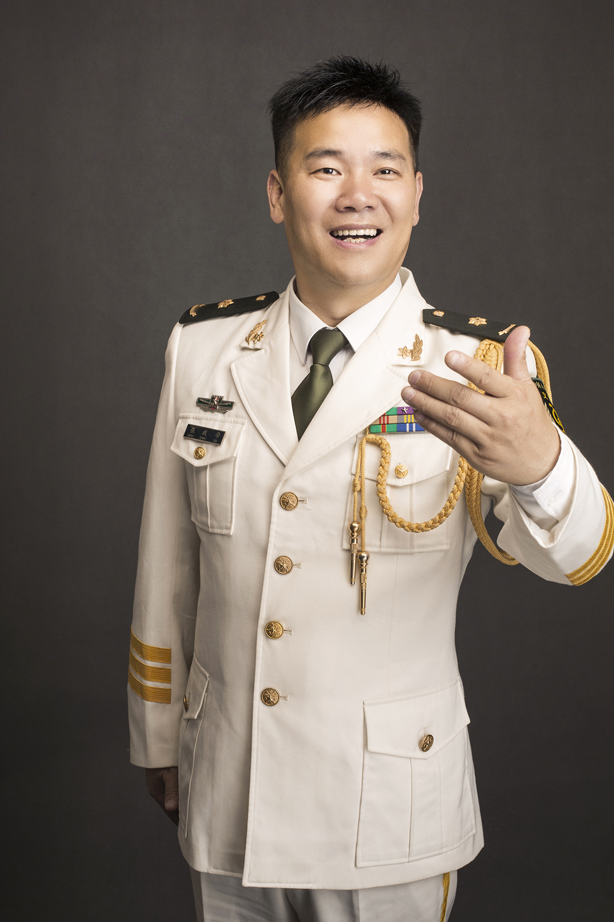  p>张正学中国新民歌男歌手;毕业于 a target="_blank" href="/item